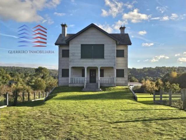 Chalet en venta en Sobrado do Bispo, Ourense