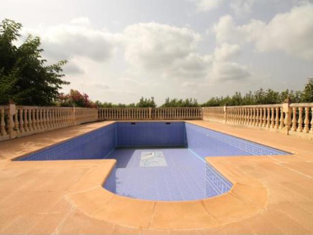 Chalet en venta en la Ribera Alta, Valencia