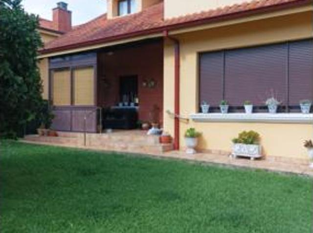 Chalet en venta en Revilla, Camargo