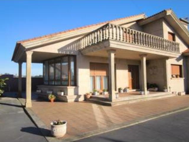 Chalet en venta en Cambados, Tragove