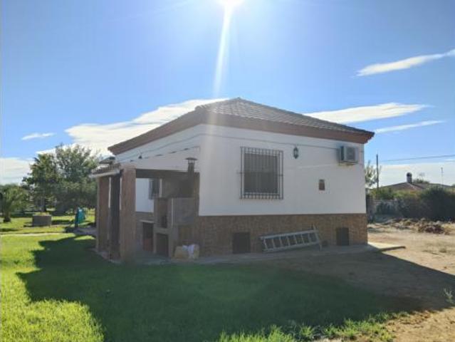 Chalet en venta en El Corzo, Carmona