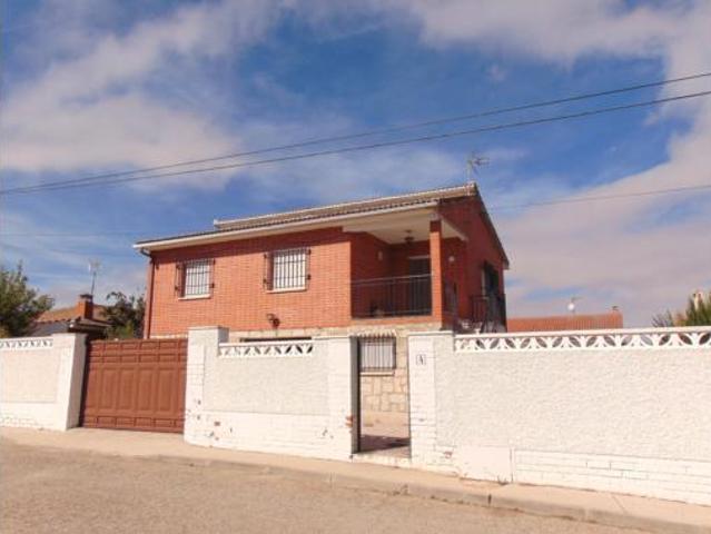 Chalet en venta en Casarrubios Del Monte, Castilla-La Mancha