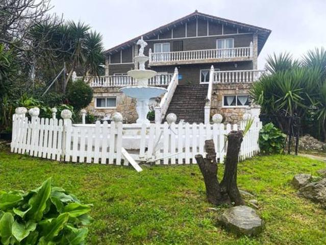 Chalet en venta en Montealegre, Castro-urdiales