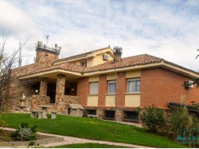 Chalet en venta en El Casar, El Coto