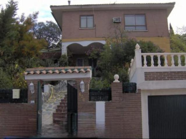 Villa en venta en El Casar, Montecalderón