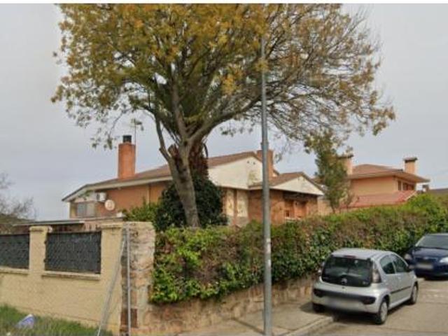 Chalet en venta en El Casar, Guadalajara