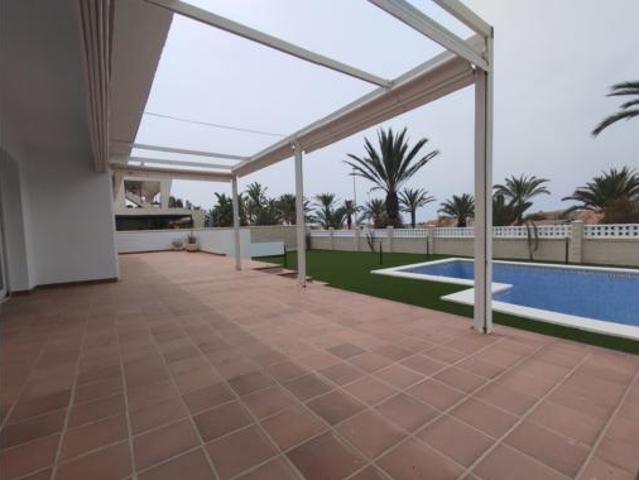 Chalet en venta en Almerimar, El Ejido