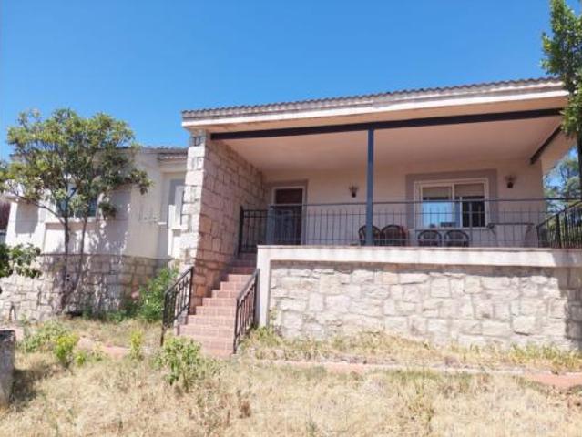 Villa en venta en El Molar