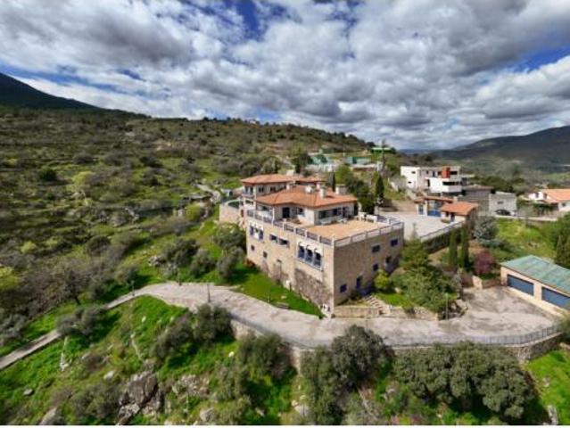 Chalet en venta en El Tiemblo, Castilla y León