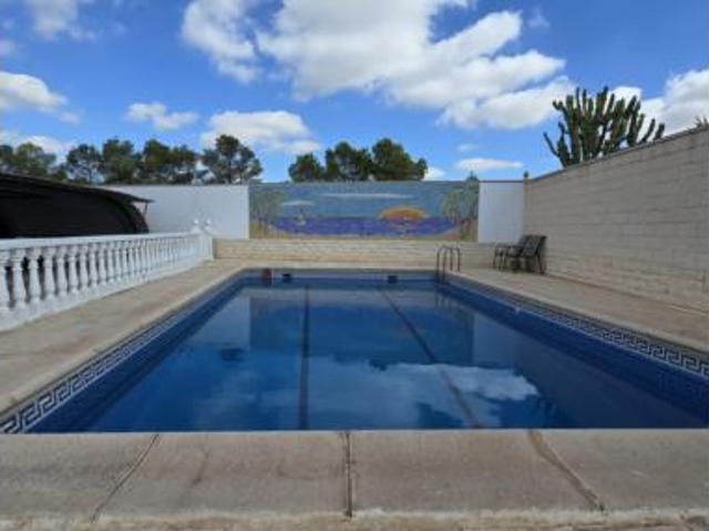 Chalet en venta en la Punyalà, el Baix Vinalopó