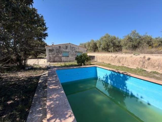 Chalet en venta en Enguera, València / Valencia