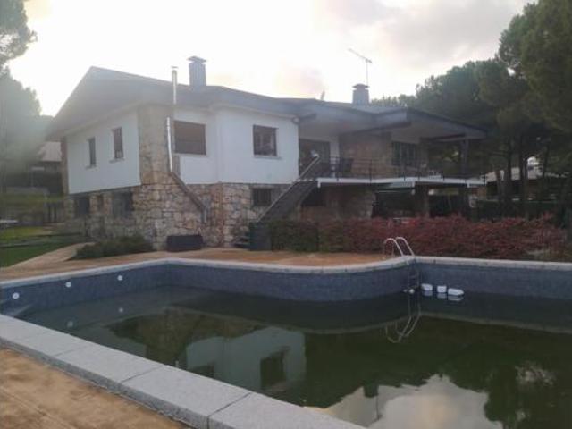 Chalet en venta en Roncesvalles, Galapagar