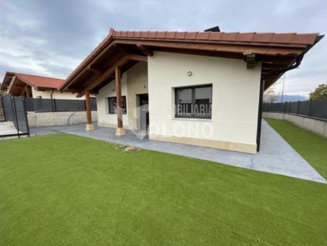 Chalet en venta en Haro, La Rioja