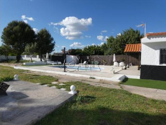 Chalet en venta en Illana, Castilla-La Mancha