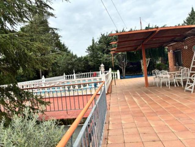 Chalet en venta en Illana, Castilla-La Mancha
