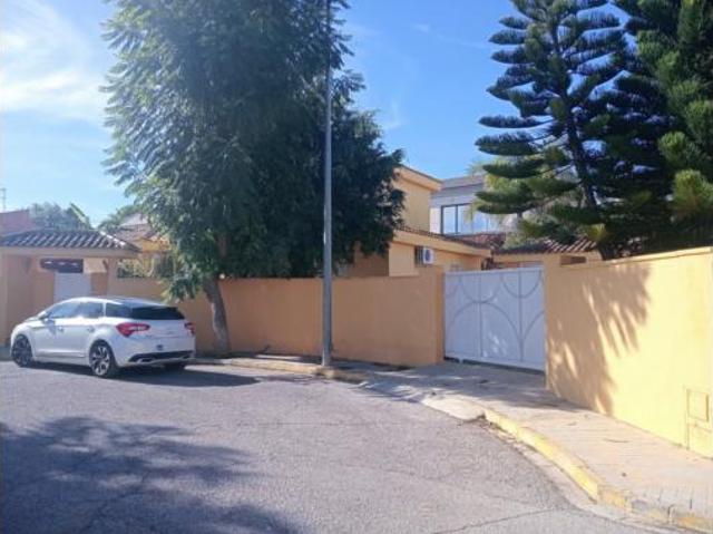 Chalet en venta en Maravisa I, el Camp de Túria