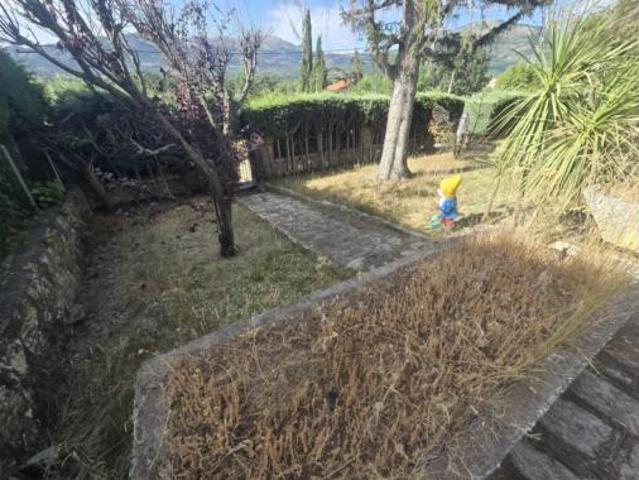 Chalet en venta en Lozoyuela-navas-sieteiglesias, Madrid