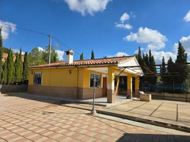 Chalet en venta en La Hoya de Buñol, Valencia