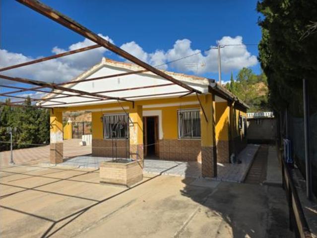 Chalet en venta en La Hoya de Buñol, Valencia