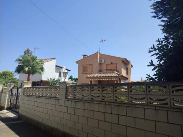 Chalet en venta en Pinaeta del Cel, el Camp de Túria