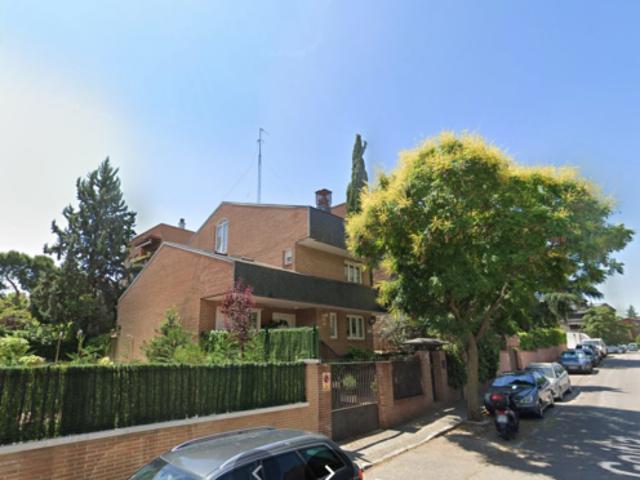 Villa en venta en Madrid, Concepción