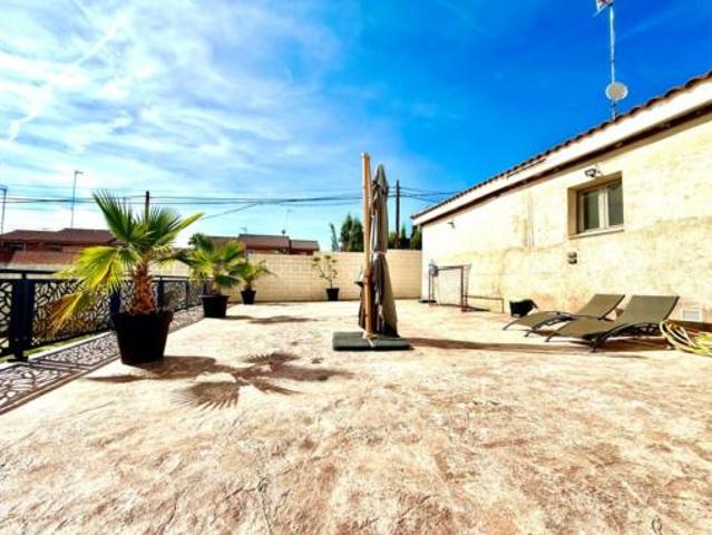 Chalet en venta en Numancia De La Sagra, Toledo