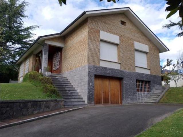 Chalet en venta en Las Campas y San Claudio, Oviedo