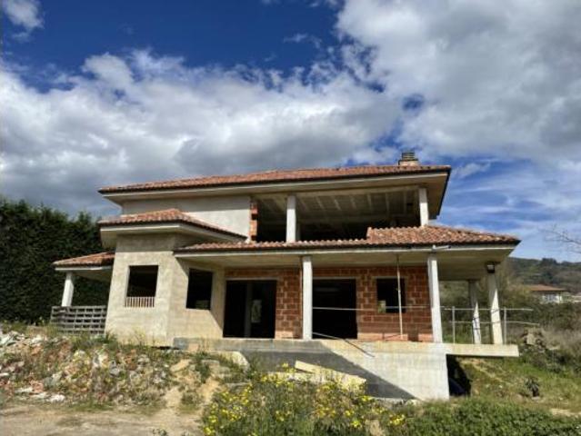 Chalet en venta en Oviedo, Asturias