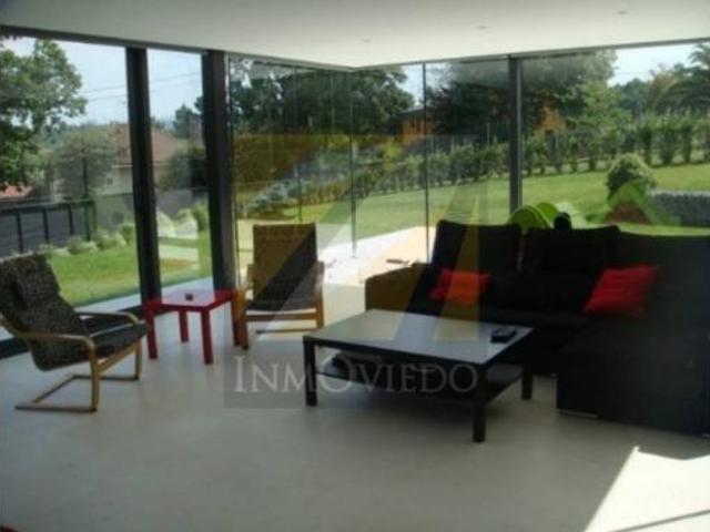 Chalet en venta en Les Maces, Oviedo