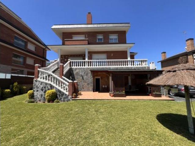 Chalet en venta en Palau-solità I Plegamans, Barcelona