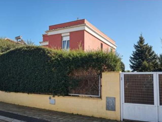 Chalet en venta en Palomares Del Río, Sevilla