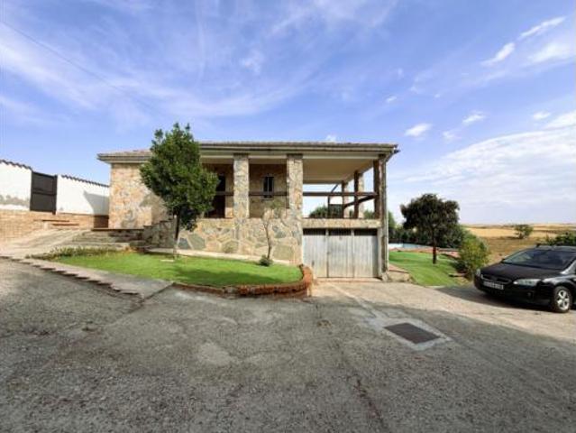 Chalet en venta en Cedillo Del Condado, Castilla-La Mancha