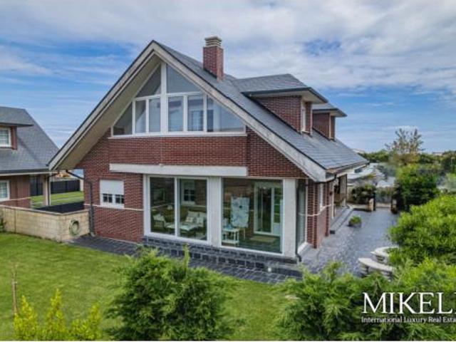 Chalet en venta en Liencres, Piélagos