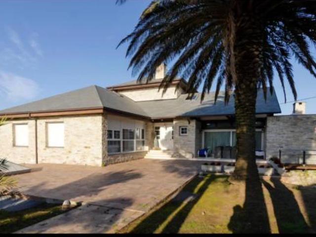 Chalet en venta en Liencres, Piélagos