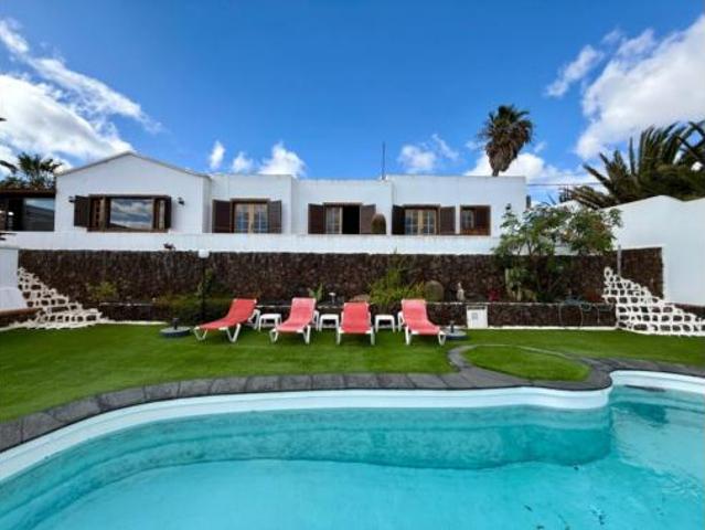 Chalet en venta en San Bartolomé, Canarias