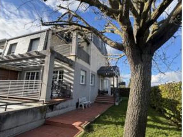 Chalet en venta en Valdelagua, Santa Marta De Tormes