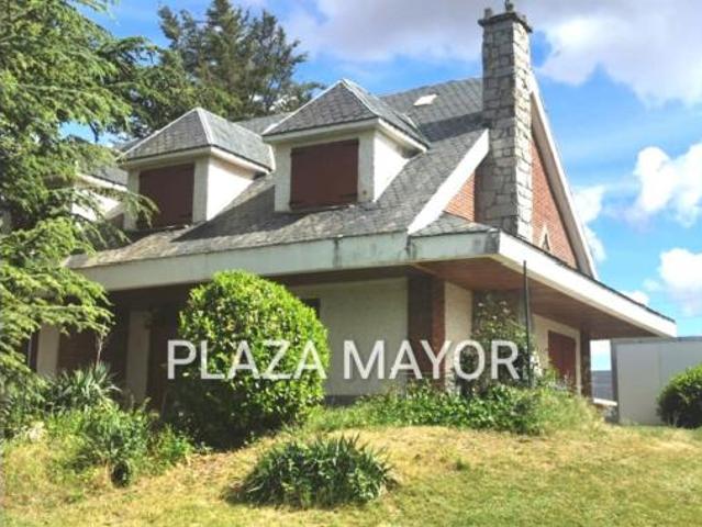 Chalet en venta en Valdelagua, Santa Marta De Tormes