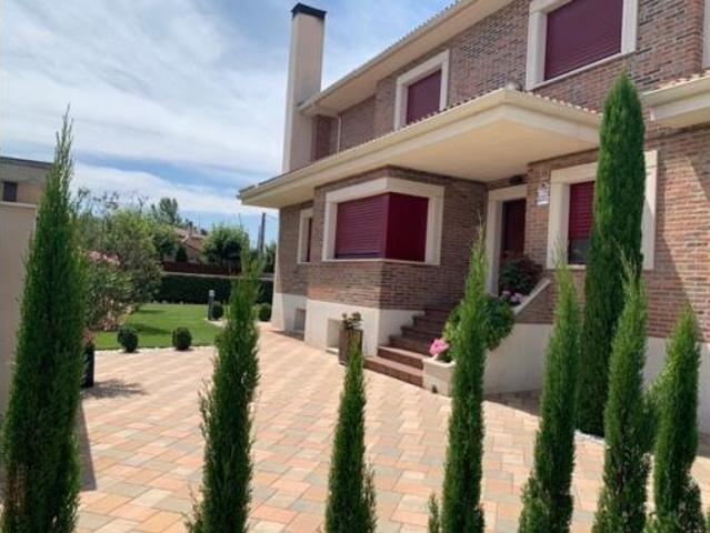 Chalet en venta en Coto de Simancas, Simancas