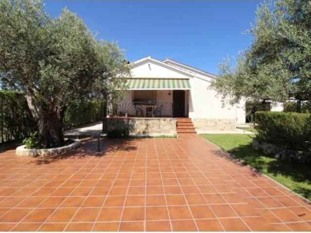 Chalet en venta en Torremocha De Jarama, Madrid