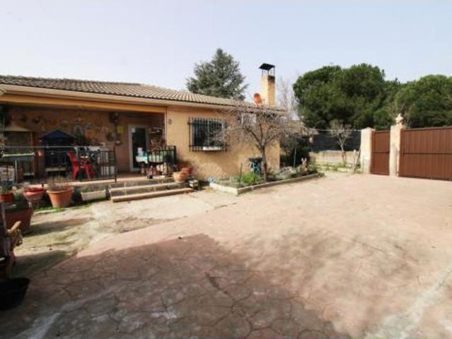 Chalet en venta en Torremocha De Jarama, Madrid