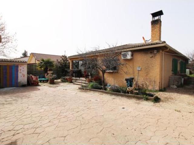 Chalet en venta en Torremocha De Jarama, Madrid