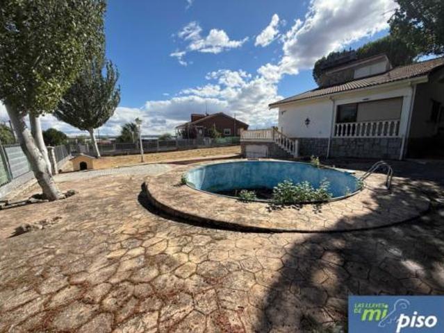 Chalet en venta en Tudela De Duero, Castilla y León