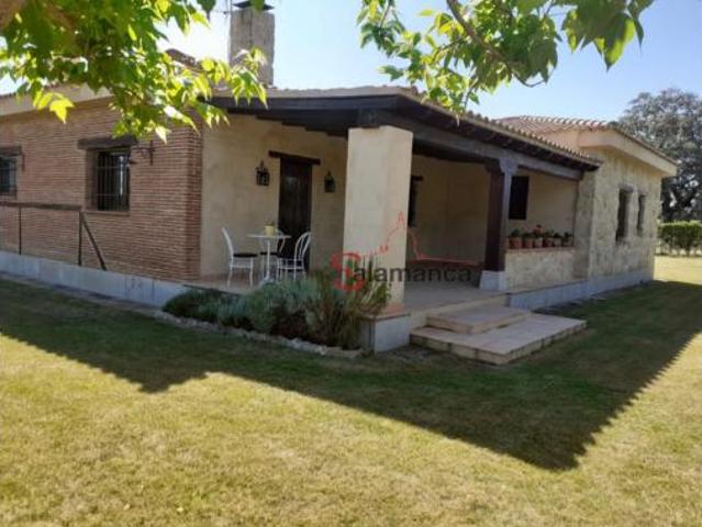 Chalet en venta en Valverdón, Castilla y León