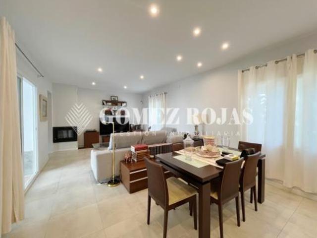 Villa en venta en Vélez-málaga, Rubeltor