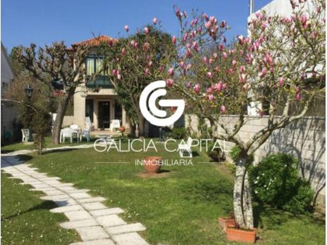 Chalet en venta en Coruxo, Vigo