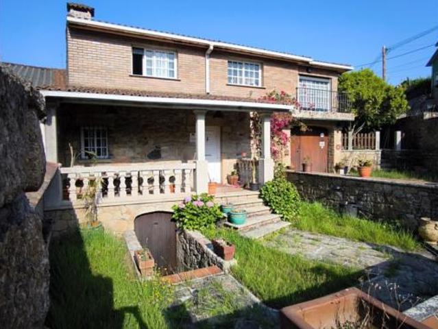 Casa en venta en Vilagarcía de Arousa, O Salnés
