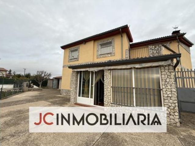 Chalet en venta en Villabáñez, Castilla y León