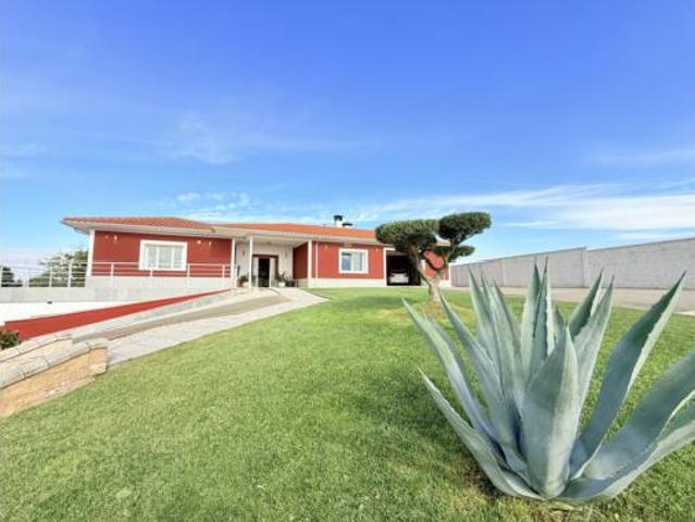 Chalet en venta en El Pajarón, Villamayor