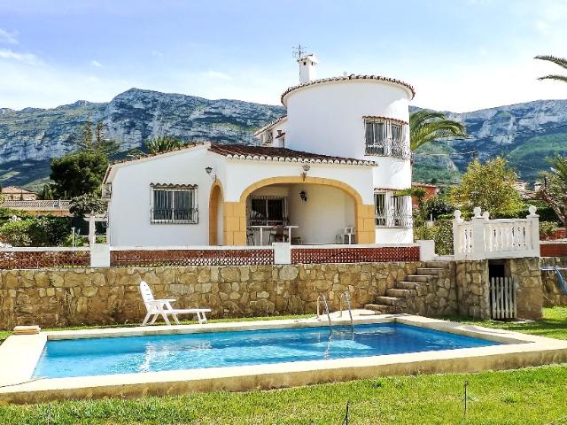 Casa en alquiler en Barri les Roques, la Marina Alta
