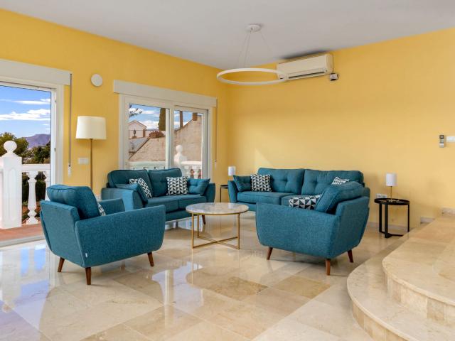 Casa en alquiler en Las Lomas de Mijas, Mijas